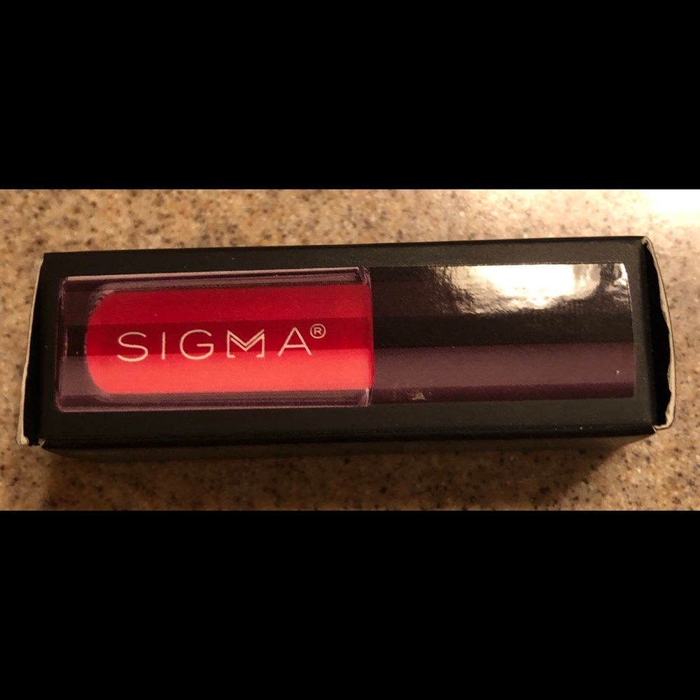 Sigma Liquid Lipstick
